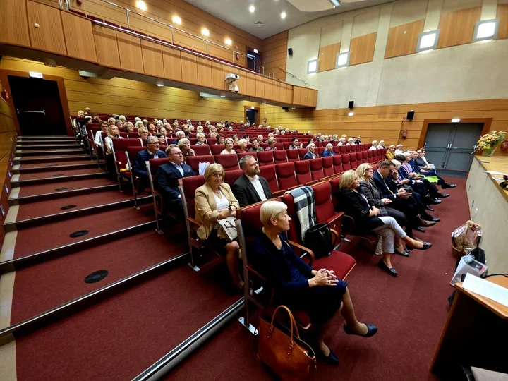 Suwalscy seniorzy rozpoczęli kolejny rok. Uniwersytet stawia na aktywność
