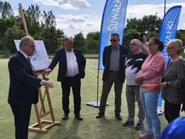 Kamena pod lupą. Mieszkańcy ważą przyszłość boiska i jego nową wersję