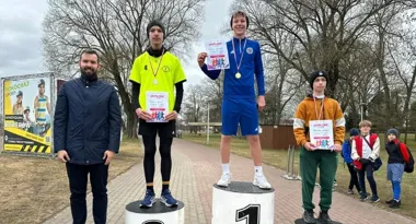 Suwalska Arkadia pobiegła za młodymi - szkoły walczyły o każdy metr