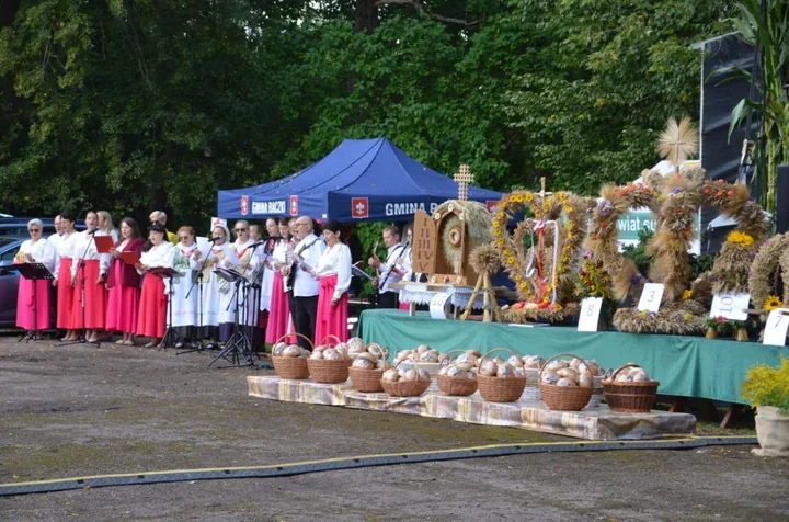 Dziewięć gospodarstw wyróżnionych podczas dożynek w Dowspudzie