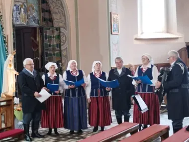 Ćwierć wieku śpiewu i wspomnień w Przerośli podczas jubileuszu ZNAROKU